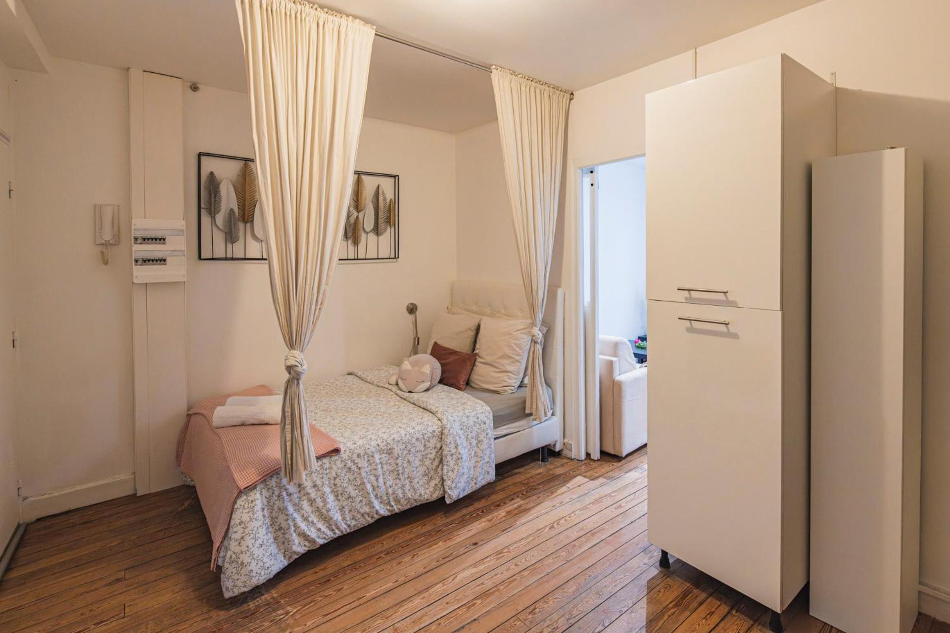 Appartement Cosy Proche Cathedrale Reims Ngoại thất bức ảnh